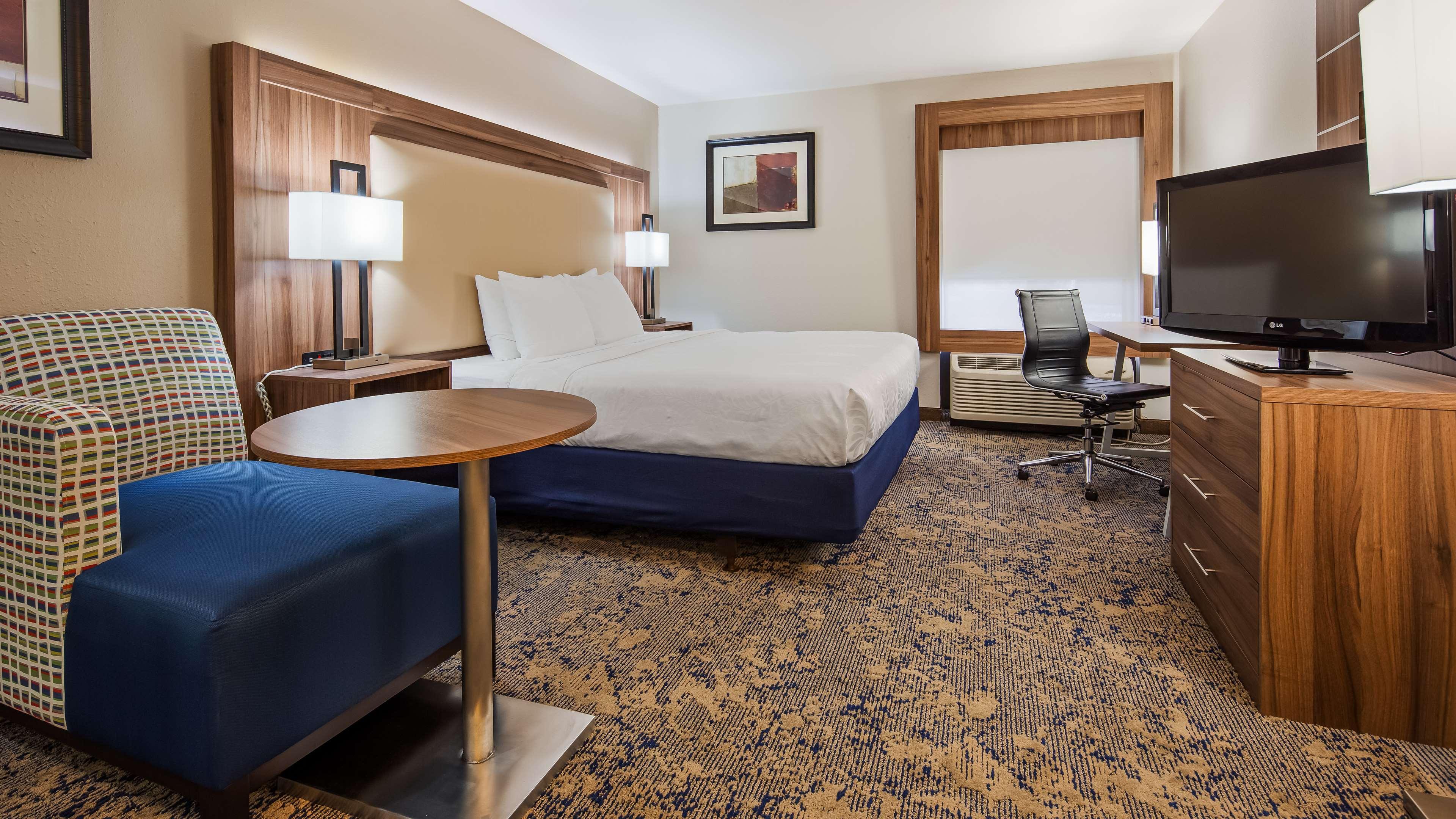Best Western Plus Kansas City Airport - Kci East Exteriör bild